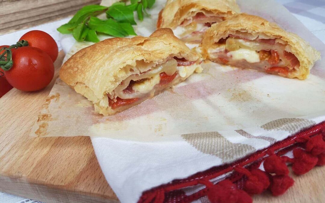 TORTA SALATA CON FORMAGGIO E PANCETTA