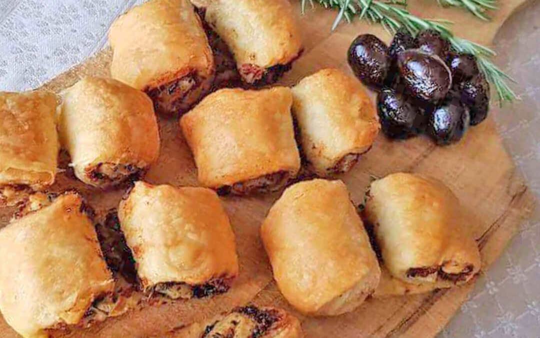 SFOGLIATINE FRAGRANTI CON OLIVE E ROSMARINO