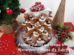 Pandoro di NATALE Farcito con Crema di Mascarpone
