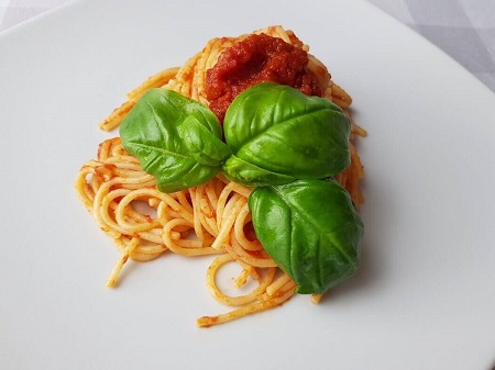 Spaghetti al Pomodoro Fresco