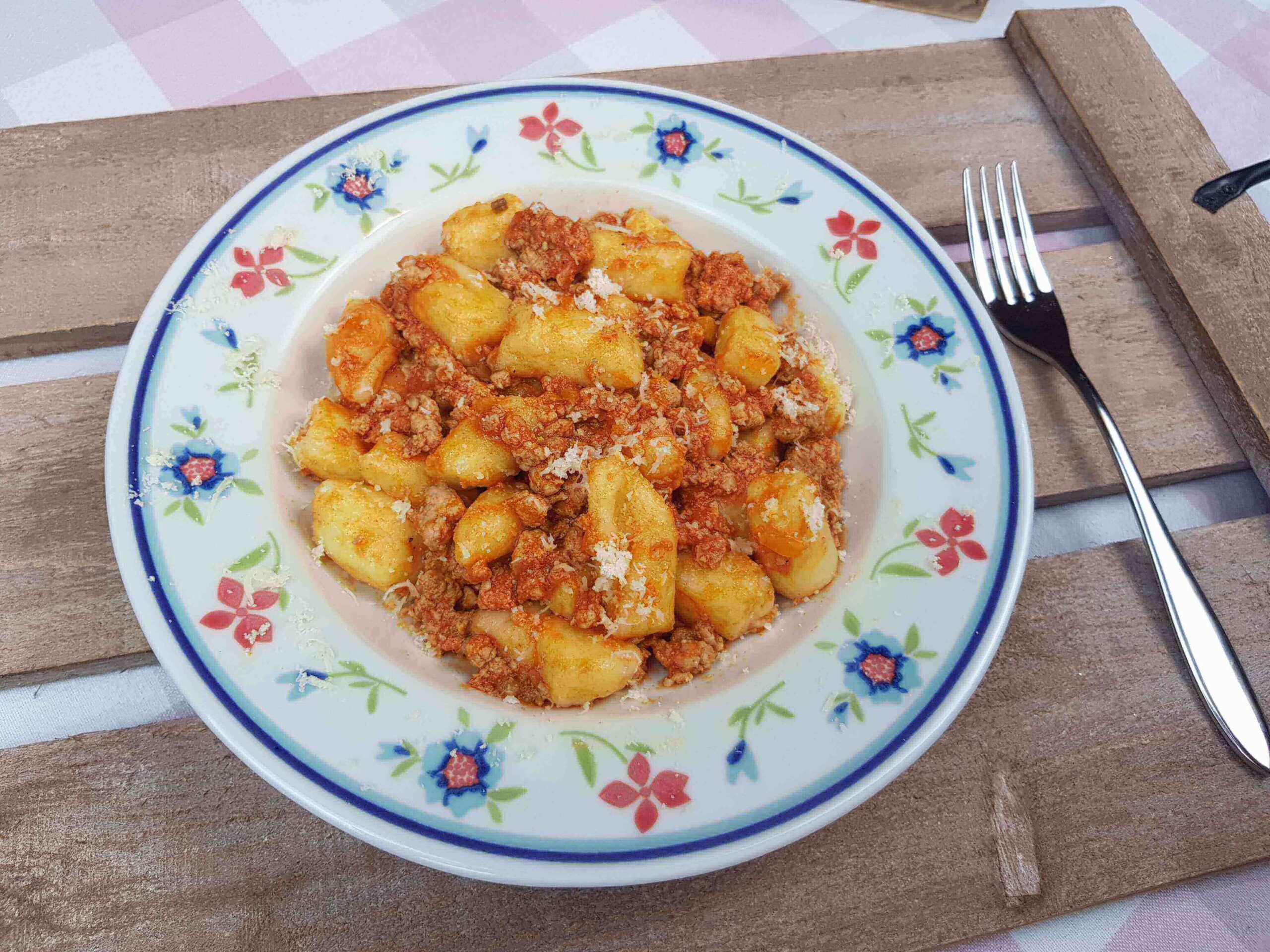 Ricetta Gnocchi al Ragù